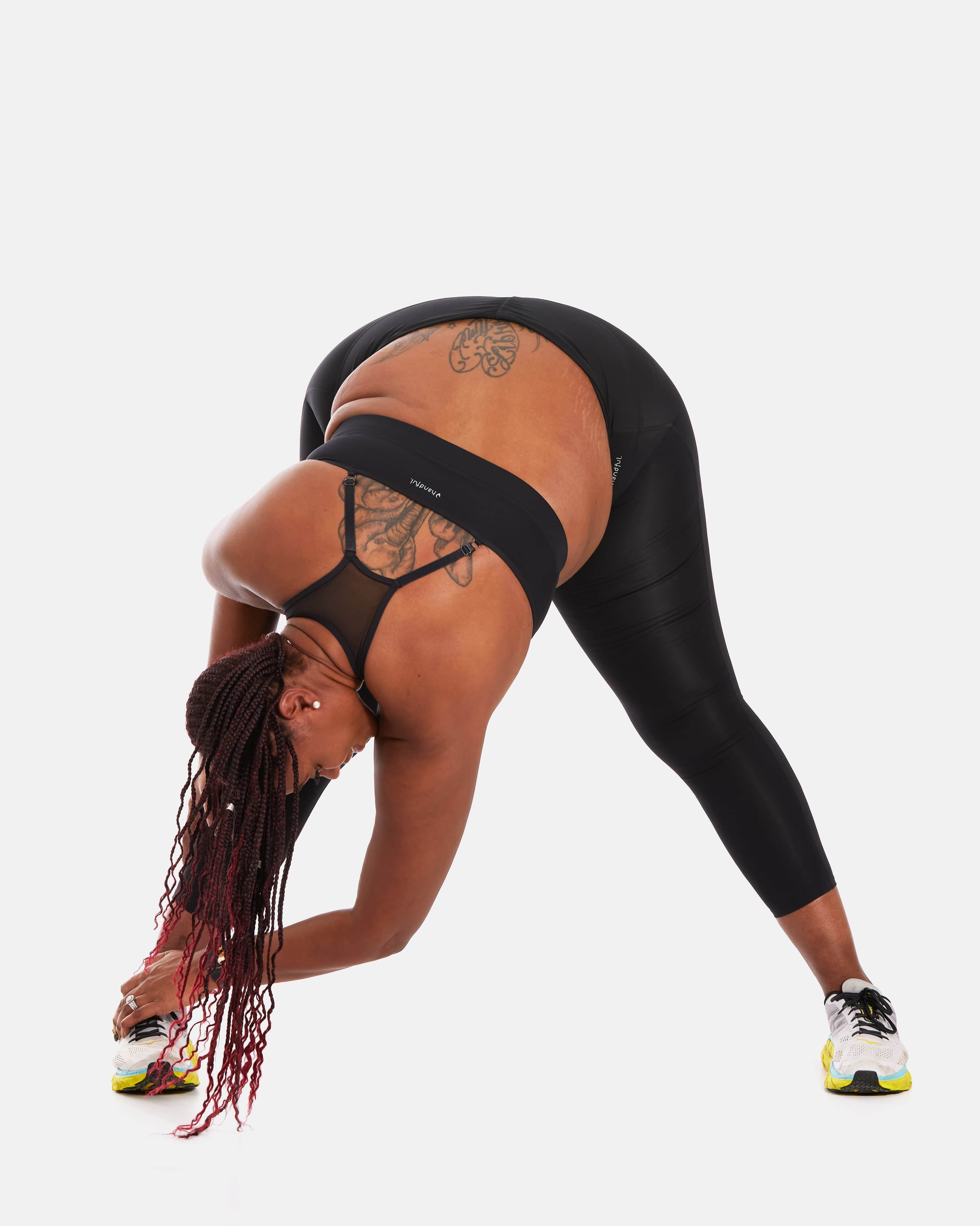 The Closer Sports Bra – Black